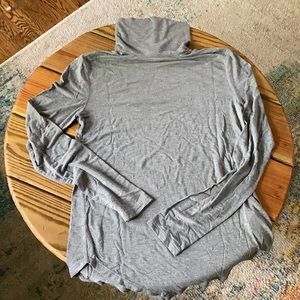 Old Navy Luxe Turtleneck Sweater Size Small Gray